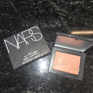 NARS Blush in Coral Glow Color foreplay